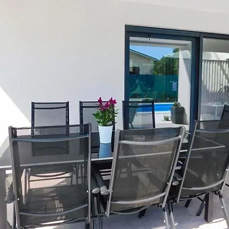 Salakovci Sleeps 6 Pool Wifi Villa Rasa