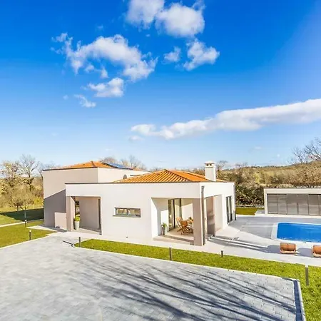 Salakovci Sleeps 6 Pool Wifi Villa